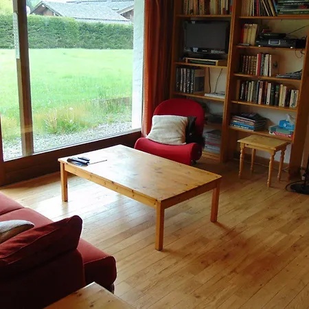 3 Pièces Avec Terrasse, Parking, 6 Couchages - - Fr-1-517-38 *