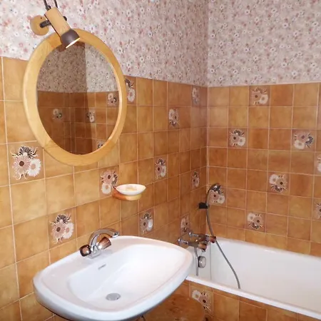 De 65m² Pour 6 Pers, Terrasse, Parking, Animaux Admis - Fr-1-517-38 *